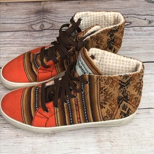 Phuyupata Serape Style Shoes